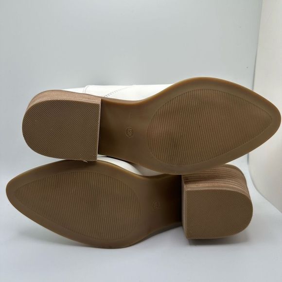 CUSHIONAIRE Women's Western Ankle Boot 8.5 WIDE WHITE - Picture 5 of 7